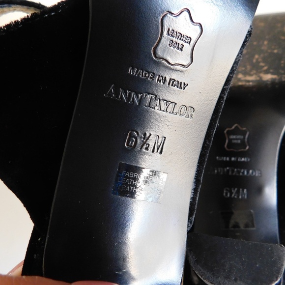 Ann Taylor Black Rose Velvet Heels - Picture 7 of 14